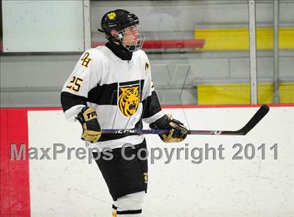 Thumbnail 3 in Farmington vs. Hand (CIAC Division 2 First Round) photogallery.