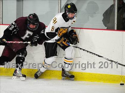 Thumbnail 3 in Farmington vs. Hand (CIAC Division 2 First Round) photogallery.