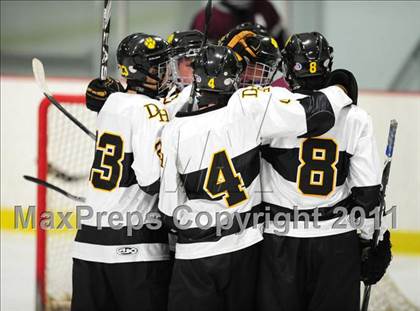 Thumbnail 2 in Farmington vs. Hand (CIAC Division 2 First Round) photogallery.