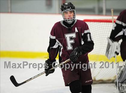 Thumbnail 2 in Farmington vs. Hand (CIAC Division 2 First Round) photogallery.