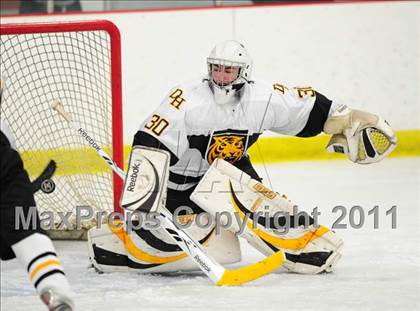 Thumbnail 1 in Farmington vs. Hand (CIAC Division 2 First Round) photogallery.