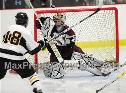Thumbnail 3 in Farmington vs. Hand (CIAC Division 2 First Round) photogallery.