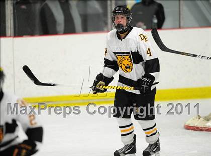 Thumbnail 1 in Farmington vs. Hand (CIAC Division 2 First Round) photogallery.