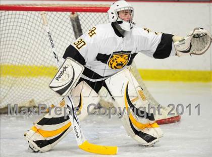 Thumbnail 3 in Farmington vs. Hand (CIAC Division 2 First Round) photogallery.