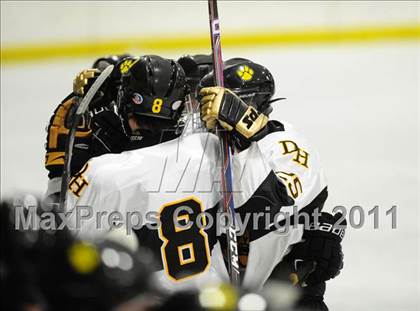 Thumbnail 2 in Farmington vs. Hand (CIAC Division 2 First Round) photogallery.
