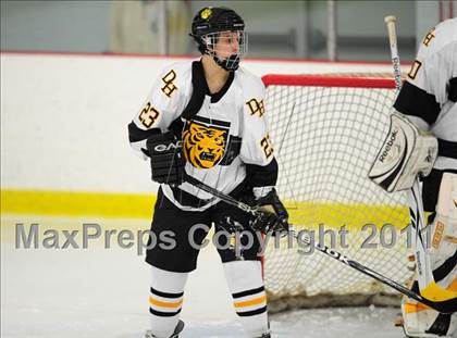 Thumbnail 1 in Farmington vs. Hand (CIAC Division 2 First Round) photogallery.