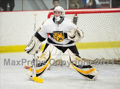Thumbnail 1 in Farmington vs. Hand (CIAC Division 2 First Round) photogallery.