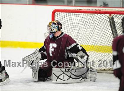Thumbnail 2 in Farmington vs. Hand (CIAC Division 2 First Round) photogallery.