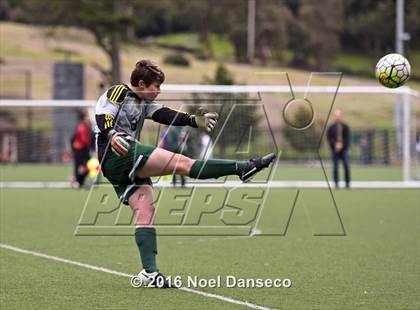Thumbnail 2 in Sacred Heart Cathedral Preparatory vs Saint Francis photogallery.