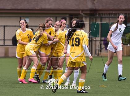 Thumbnail 3 in Sacred Heart Cathedral Preparatory vs Saint Francis photogallery.