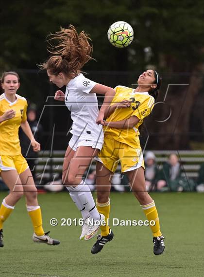Thumbnail 3 in Sacred Heart Cathedral Preparatory vs Saint Francis photogallery.