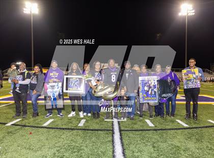Thumbnail 3 in DeSoto Central (Senior Night) photogallery.
