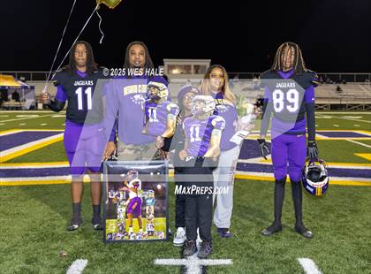 Thumbnail 1 in DeSoto Central (Senior Night) photogallery.