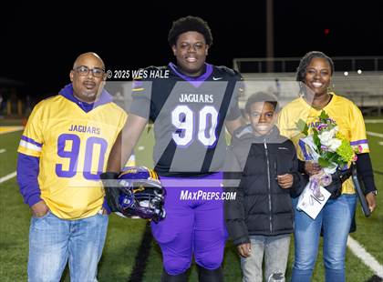 Thumbnail 3 in DeSoto Central (Senior Night) photogallery.