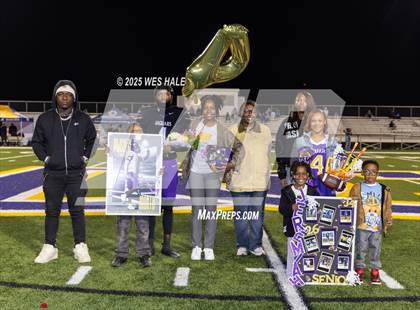Thumbnail 2 in DeSoto Central (Senior Night) photogallery.