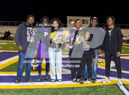 Thumbnail 3 in DeSoto Central (Senior Night) photogallery.
