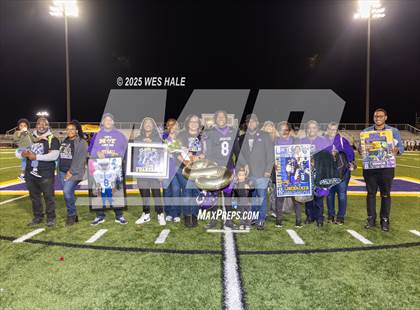 Thumbnail 2 in DeSoto Central (Senior Night) photogallery.