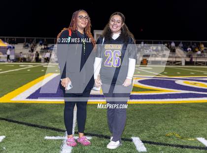 Thumbnail 1 in DeSoto Central (Senior Night) photogallery.