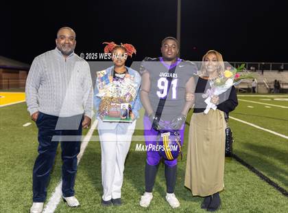Thumbnail 3 in DeSoto Central (Senior Night) photogallery.