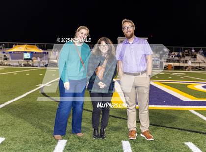 Thumbnail 3 in DeSoto Central (Senior Night) photogallery.