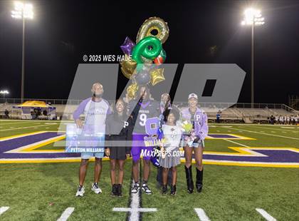 Thumbnail 3 in DeSoto Central (Senior Night) photogallery.