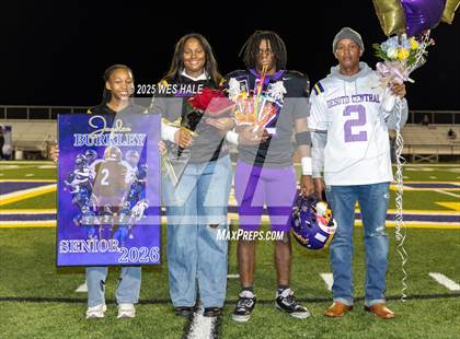 Thumbnail 1 in DeSoto Central (Senior Night) photogallery.