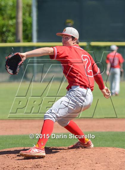 Thumbnail 1 in Chaparral @ Corona del Sol photogallery.