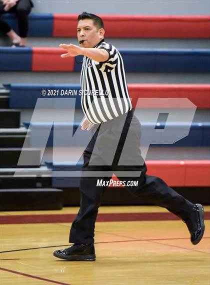 Thumbnail 3 in West Linn vs Desert Vista (Nike Tournament of Champions) photogallery.