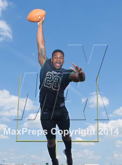 Thumbnail 2 in DeSoto (2014 Preseason Top 25 Photo Shoot)  photogallery.