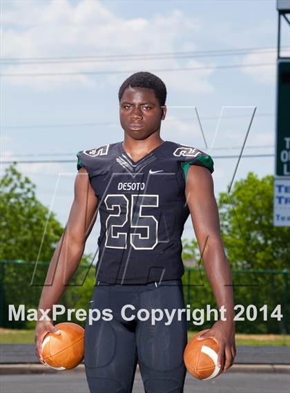 Thumbnail 2 in DeSoto (2014 Preseason Top 25 Photo Shoot)  photogallery.