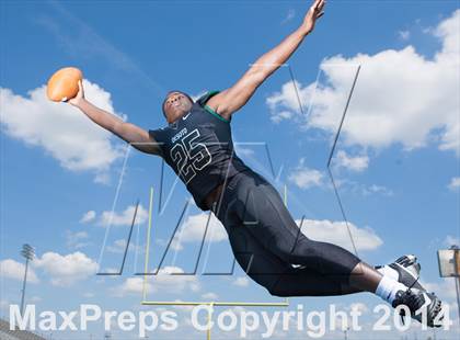 Thumbnail 2 in DeSoto (2014 Preseason Top 25 Photo Shoot)  photogallery.