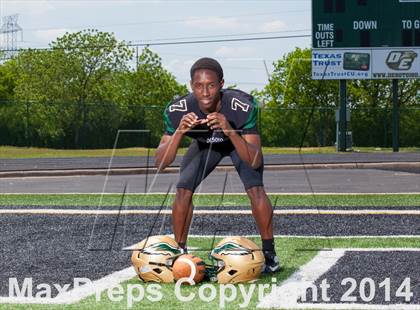 Thumbnail 3 in DeSoto (2014 Preseason Top 25 Photo Shoot)  photogallery.