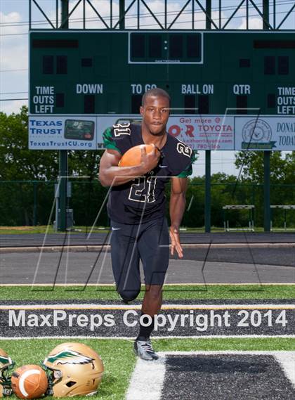 Thumbnail 3 in DeSoto (2014 Preseason Top 25 Photo Shoot)  photogallery.