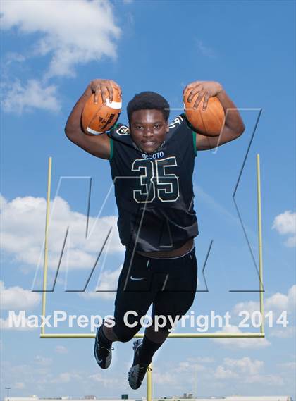 Thumbnail 1 in DeSoto (2014 Preseason Top 25 Photo Shoot)  photogallery.