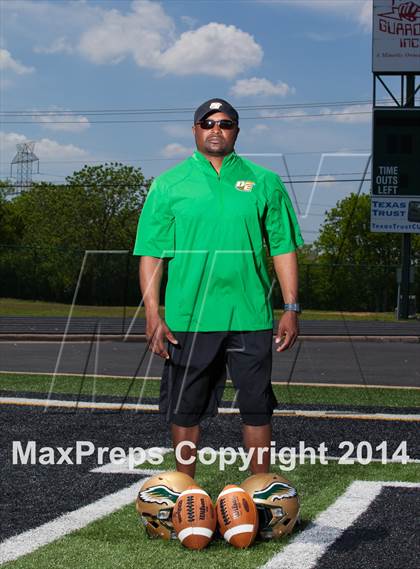 Thumbnail 1 in DeSoto (2014 Preseason Top 25 Photo Shoot)  photogallery.