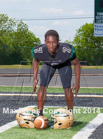Thumbnail 1 in DeSoto (2014 Preseason Top 25 Photo Shoot)  photogallery.