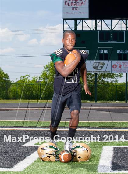 Thumbnail 1 in DeSoto (2014 Preseason Top 25 Photo Shoot)  photogallery.