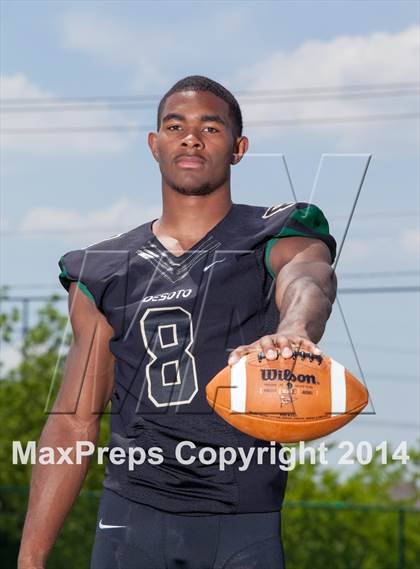 Thumbnail 2 in DeSoto (2014 Preseason Top 25 Photo Shoot)  photogallery.