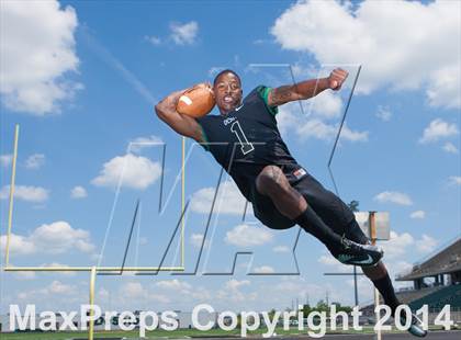 Thumbnail 2 in DeSoto (2014 Preseason Top 25 Photo Shoot)  photogallery.