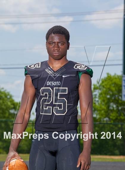 Thumbnail 2 in DeSoto (2014 Preseason Top 25 Photo Shoot)  photogallery.