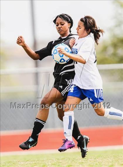 Thumbnail 2 in Mansfield Summit vs. Seguin [Juan] photogallery.
