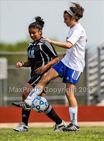 Thumbnail 2 in Mansfield Summit vs. Seguin [Juan] photogallery.