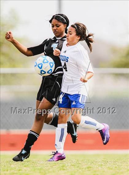 Thumbnail 3 in Mansfield Summit vs. Seguin [Juan] photogallery.