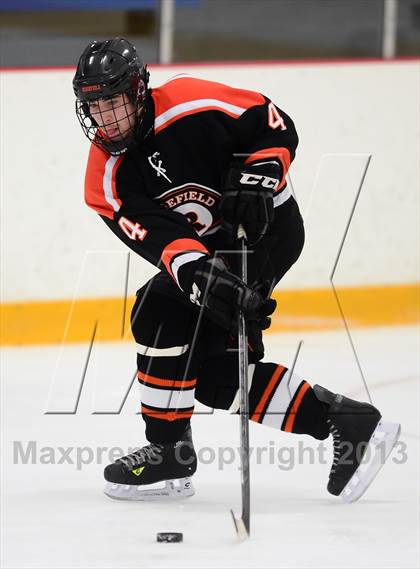 Thumbnail 1 in Ridgefield vs. Xavier (CIAC Division I Quarterfinal) photogallery.