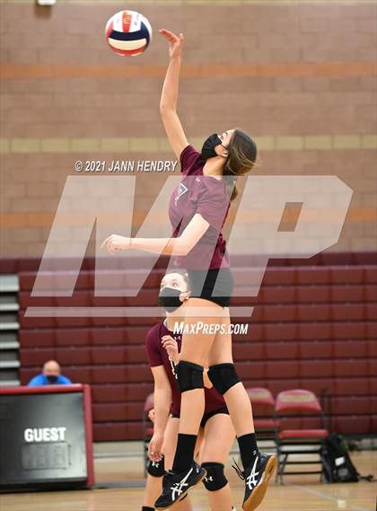 Thumbnail 2 in Bishop Gorman @ Faith Lutheran photogallery.