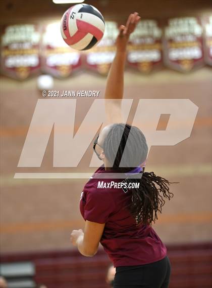Thumbnail 1 in Bishop Gorman @ Faith Lutheran photogallery.