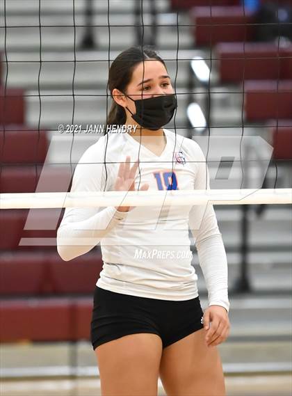Thumbnail 3 in Bishop Gorman @ Faith Lutheran photogallery.