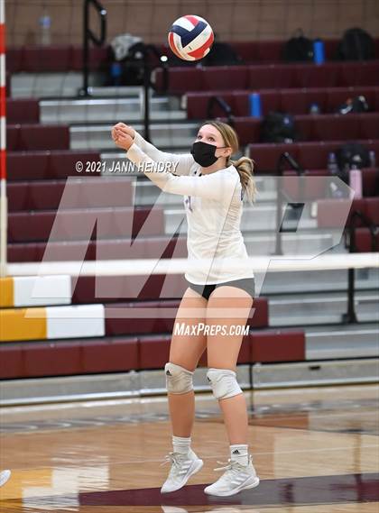 Thumbnail 1 in Bishop Gorman @ Faith Lutheran photogallery.