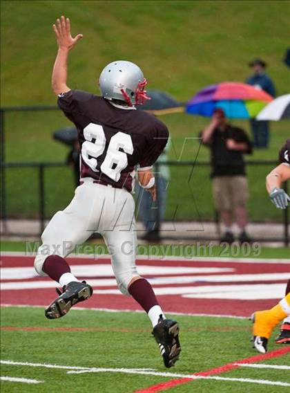 Thumbnail 3 in 9th Annual Shrine Chowder Bowl Classic  (West vs Central) photogallery.