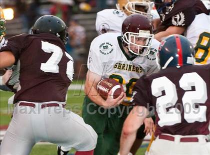 Thumbnail 3 in 9th Annual Shrine Chowder Bowl Classic  (West vs Central) photogallery.